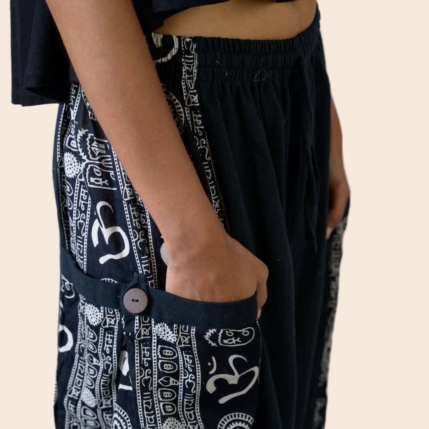 Rhea Eloquent Pattern Trousers