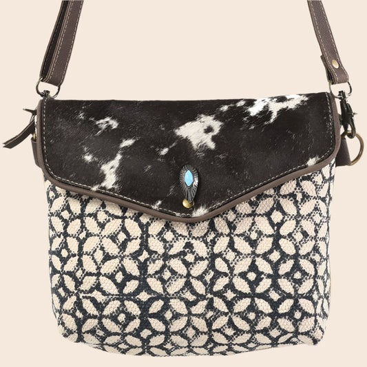 Crossbody With Black Flap Closure