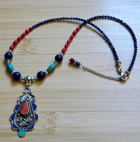 Inlay pendant necklace