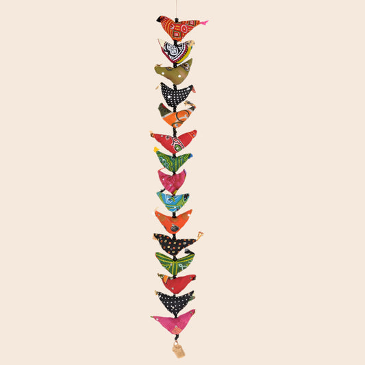 Recycled Fifteen Prosperity Hens Garland
