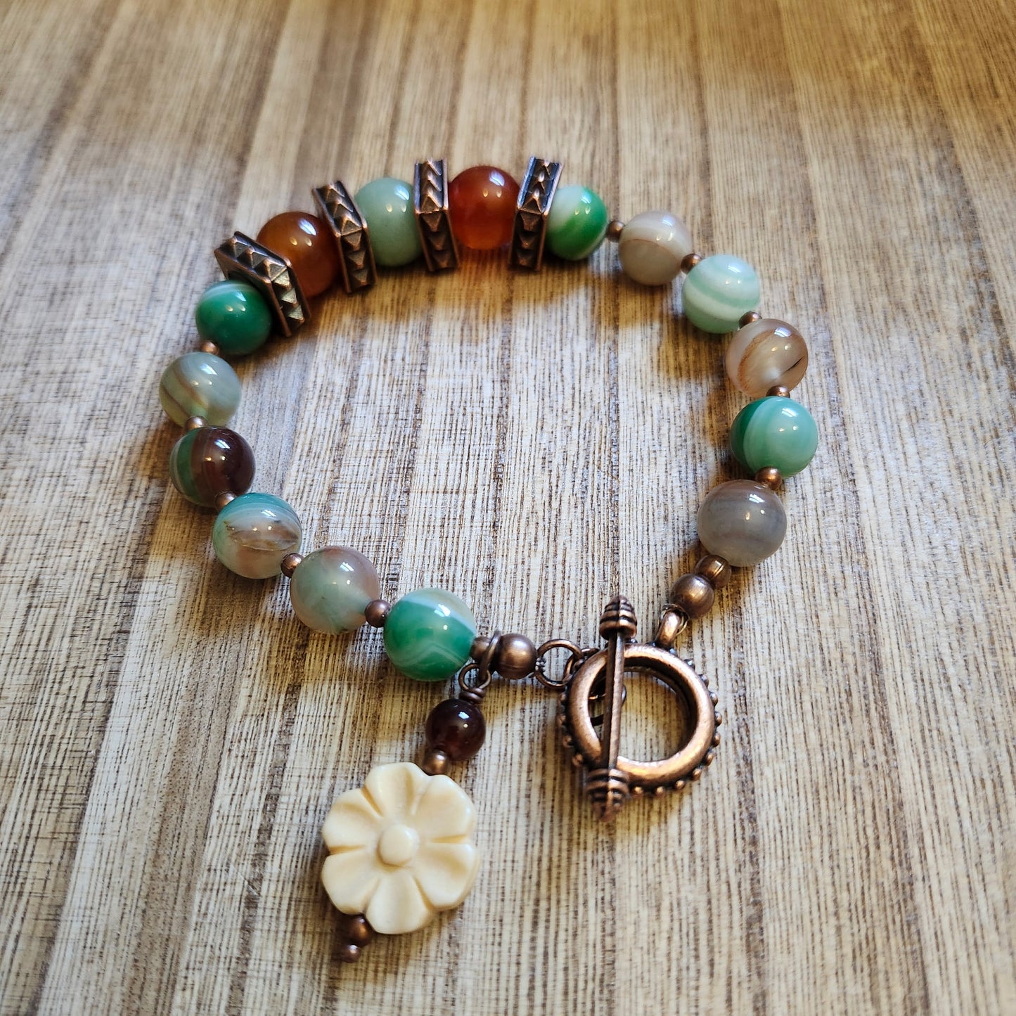 Banded Agate, Carnelian, and Aventurine Bracelet