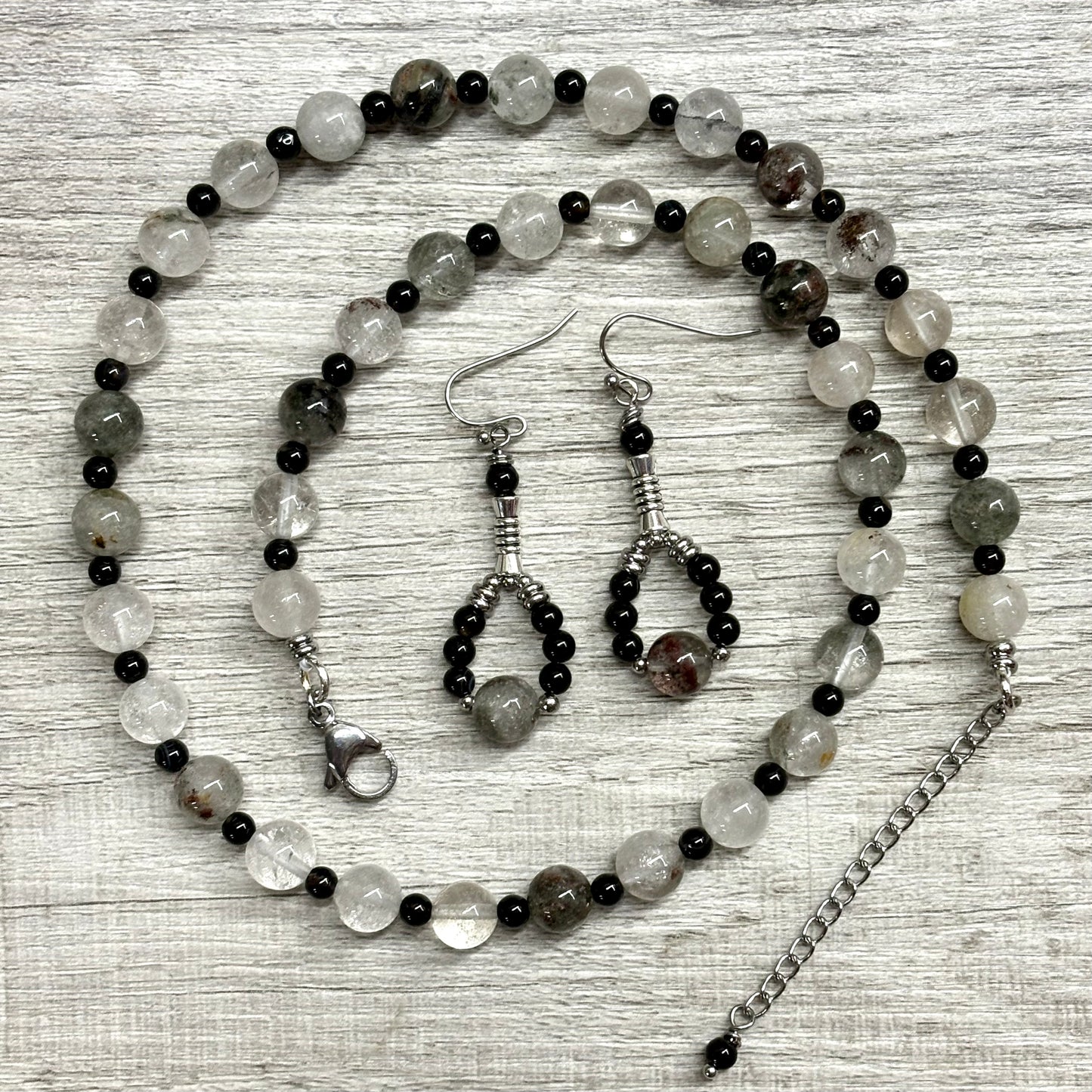 Garden Quartz (Lodolite) and Onyx Necklace